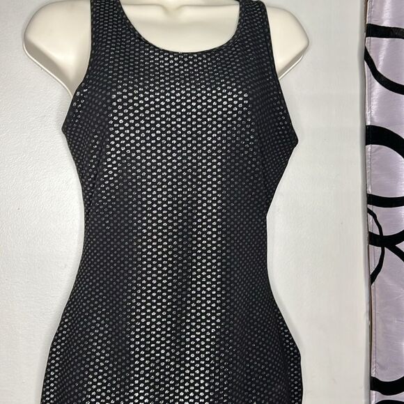 Material Girl fitted racer back gold sparkle dress size medium - Picture 3 of 11